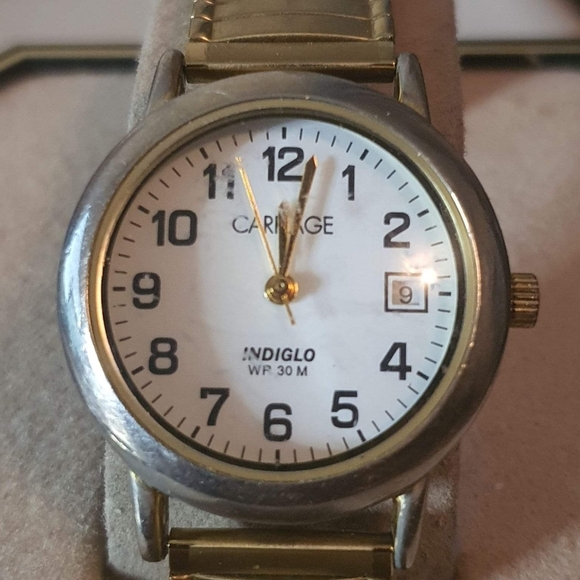 🦋 Carriage Goldtone/White Easy Reader Women's Watch w/Date - Picture 1 of 3